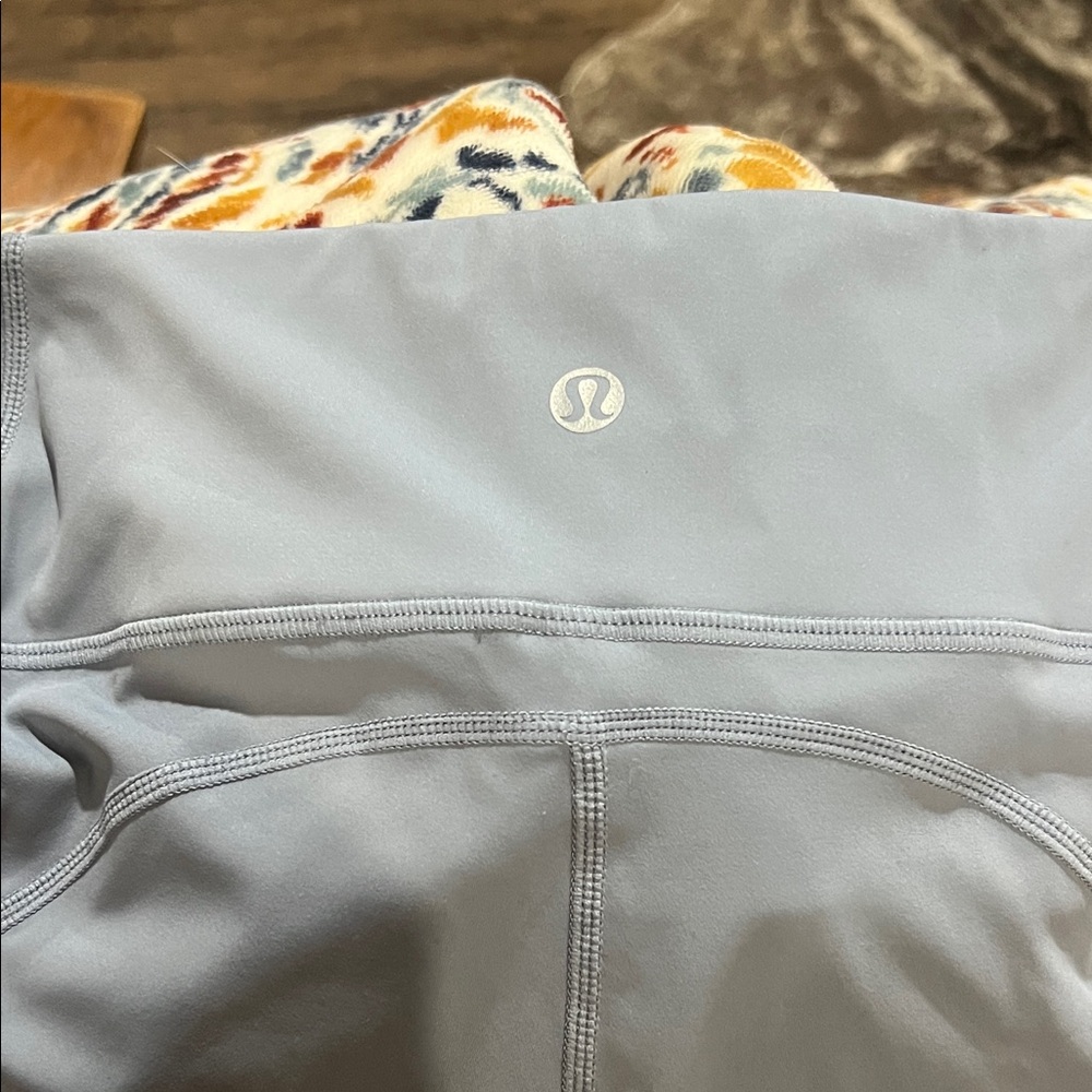 Lululemon Light Blue Athletic mid calf Leggings